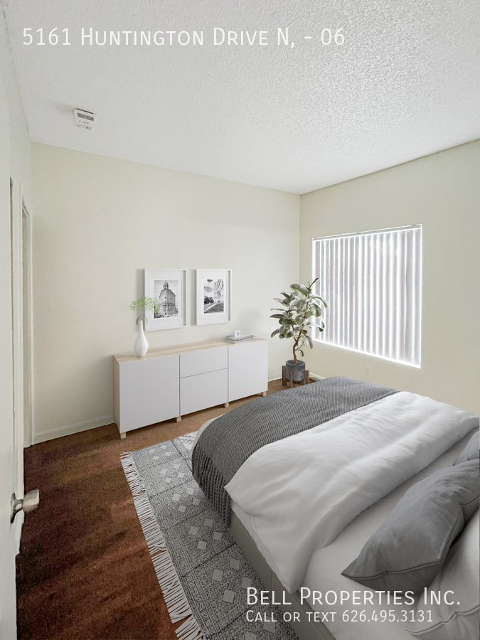 Huntington Ridge property image